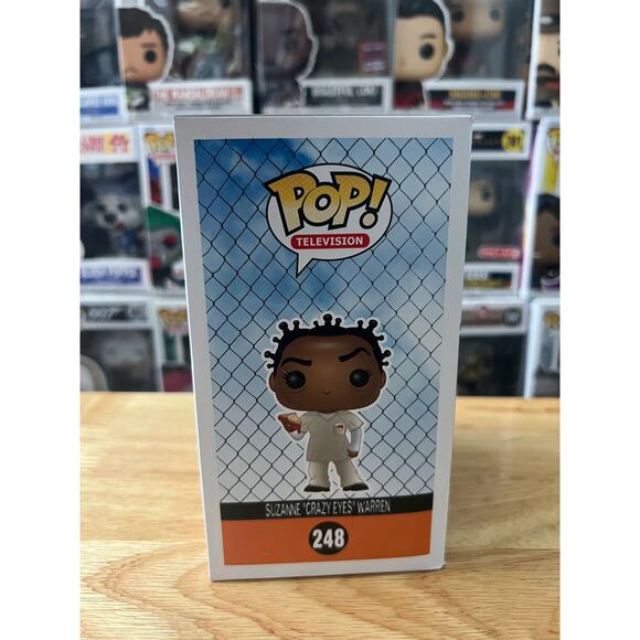 VAULTED EXCLUSIVE Suzanne "Crazy Eyes" Warren Funko Pop #248 Orange New Black TV - Picture 2 of 6
